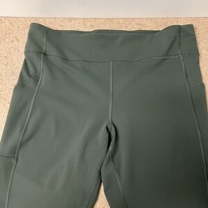 Lululemon Wunder trains